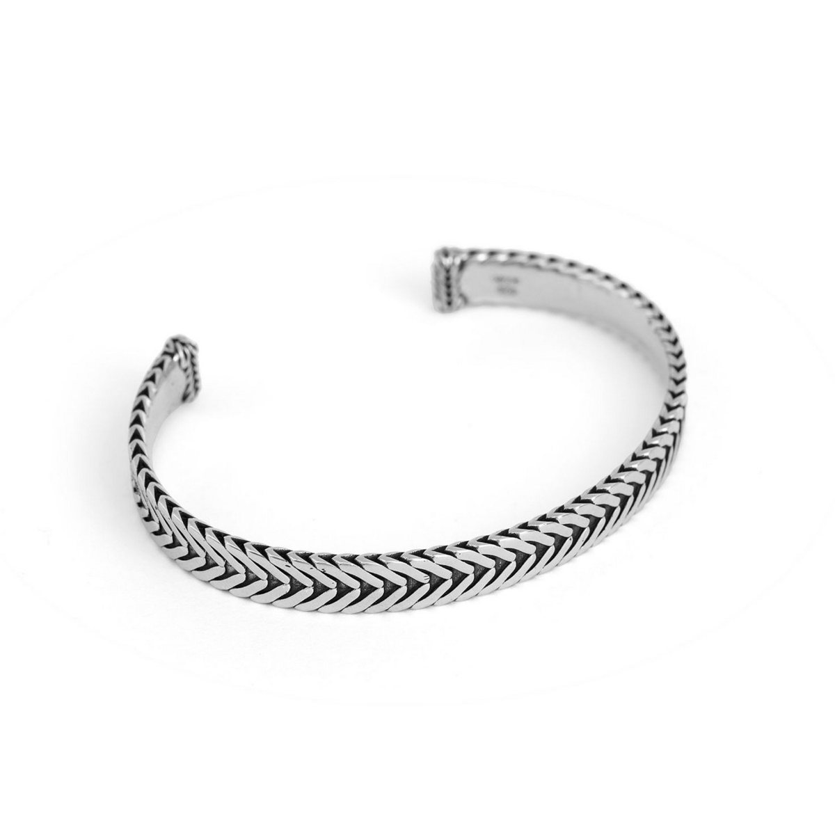 Bracciale essenza bangle realizzato in argento 925 brunito dal brand dueaerre 1938